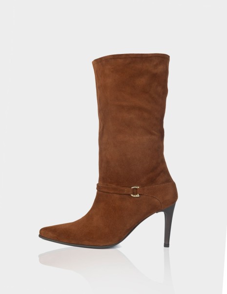 Bota Versatta Cuero Ante Canela