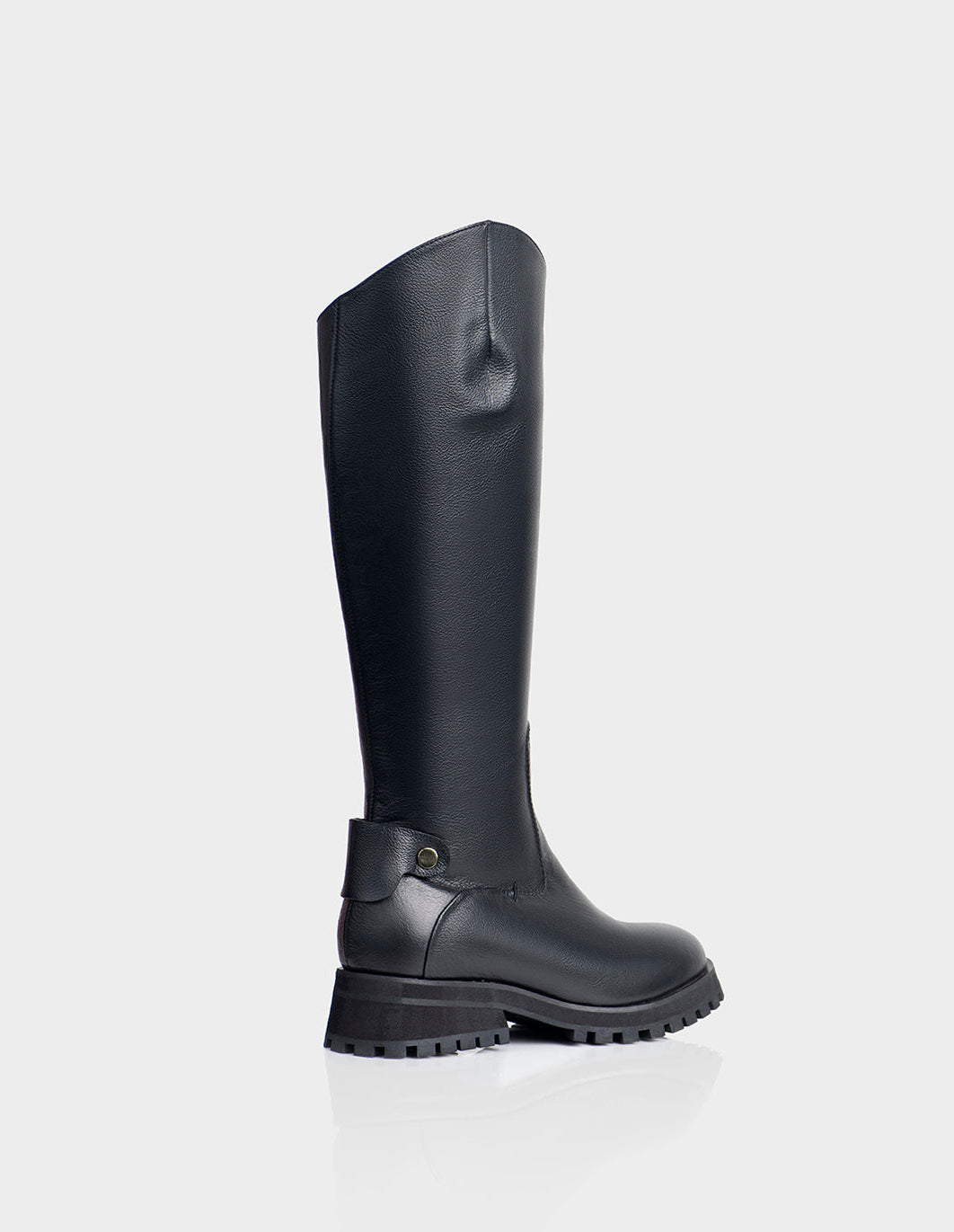 Bota Alpha Cuero Negro
