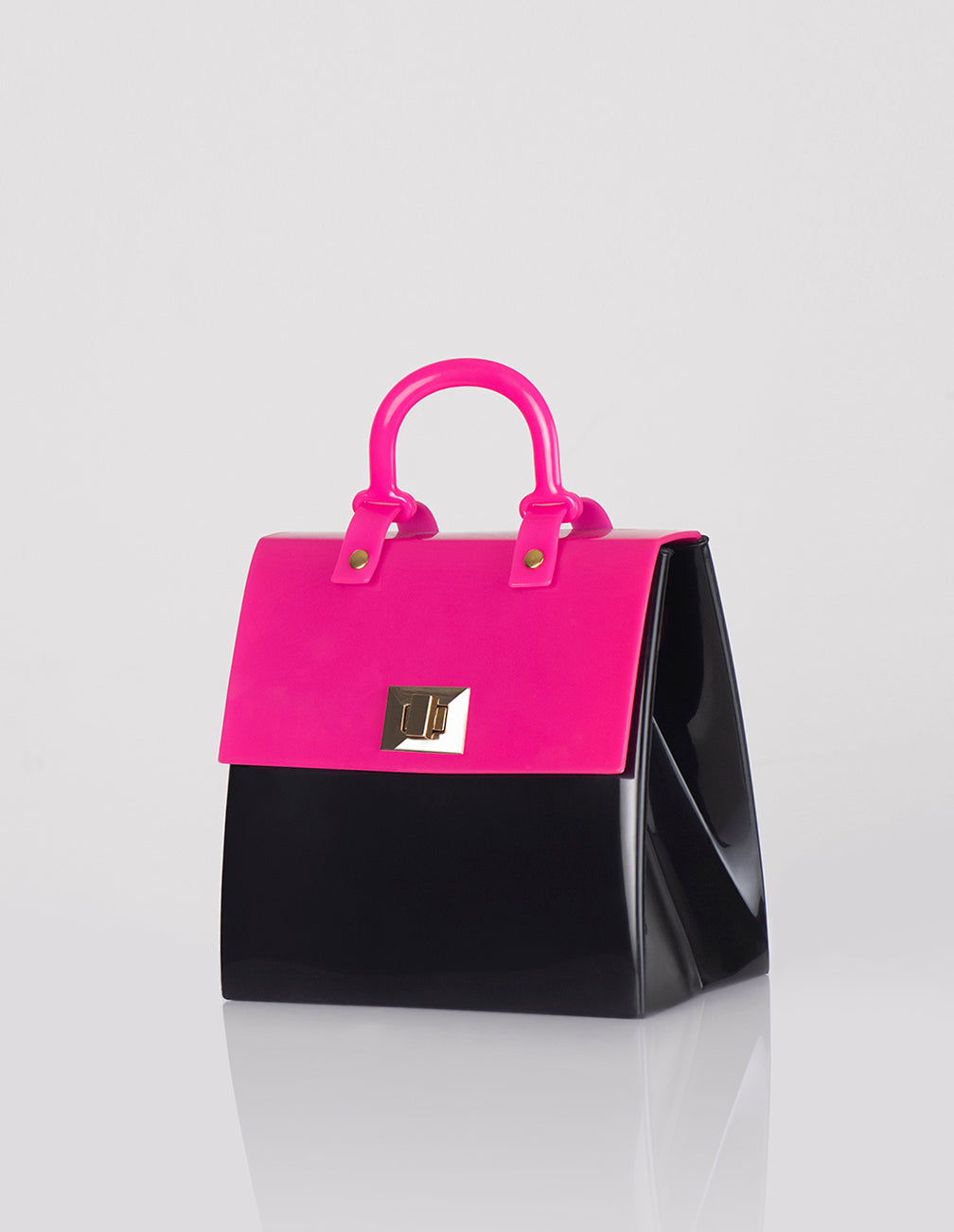 Bolso Cofre en Caucho Negro x Fucsia