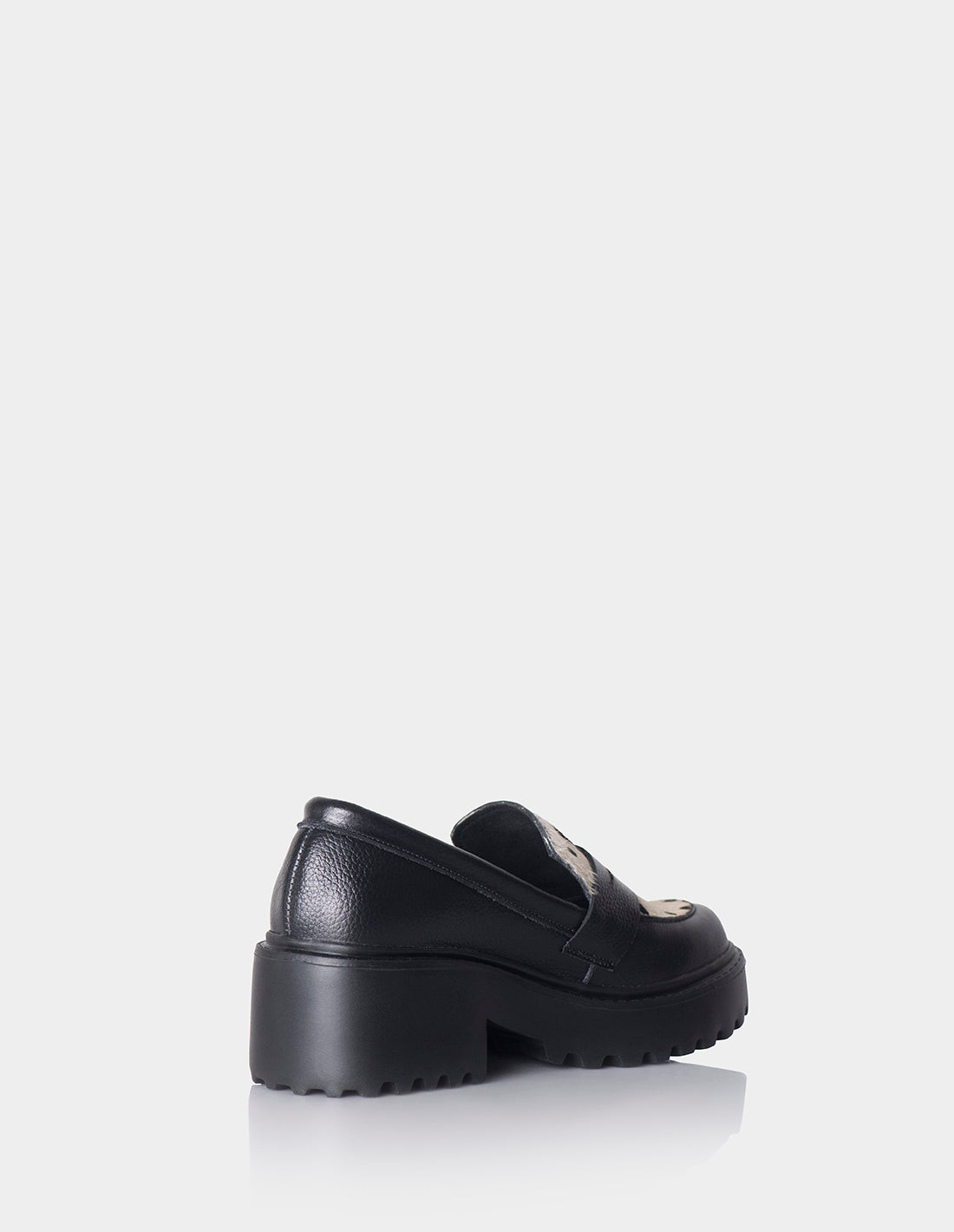 Mocasín Capri Vaquita * cuero Negro