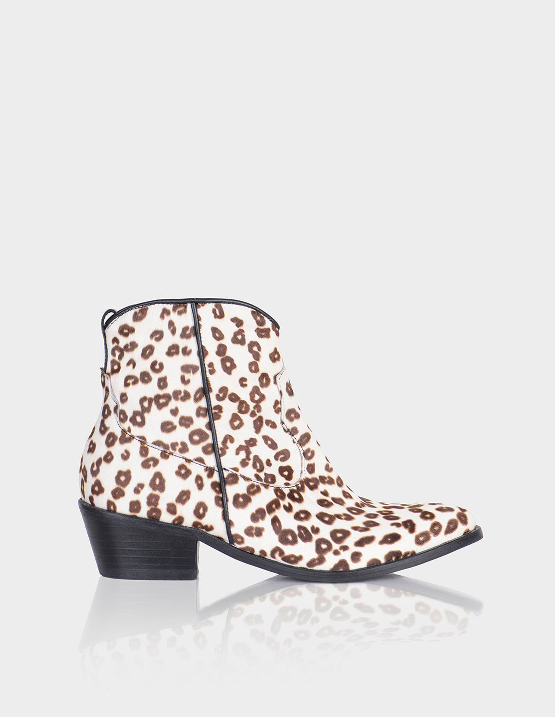 Botin Estonia Pelo Cheeta