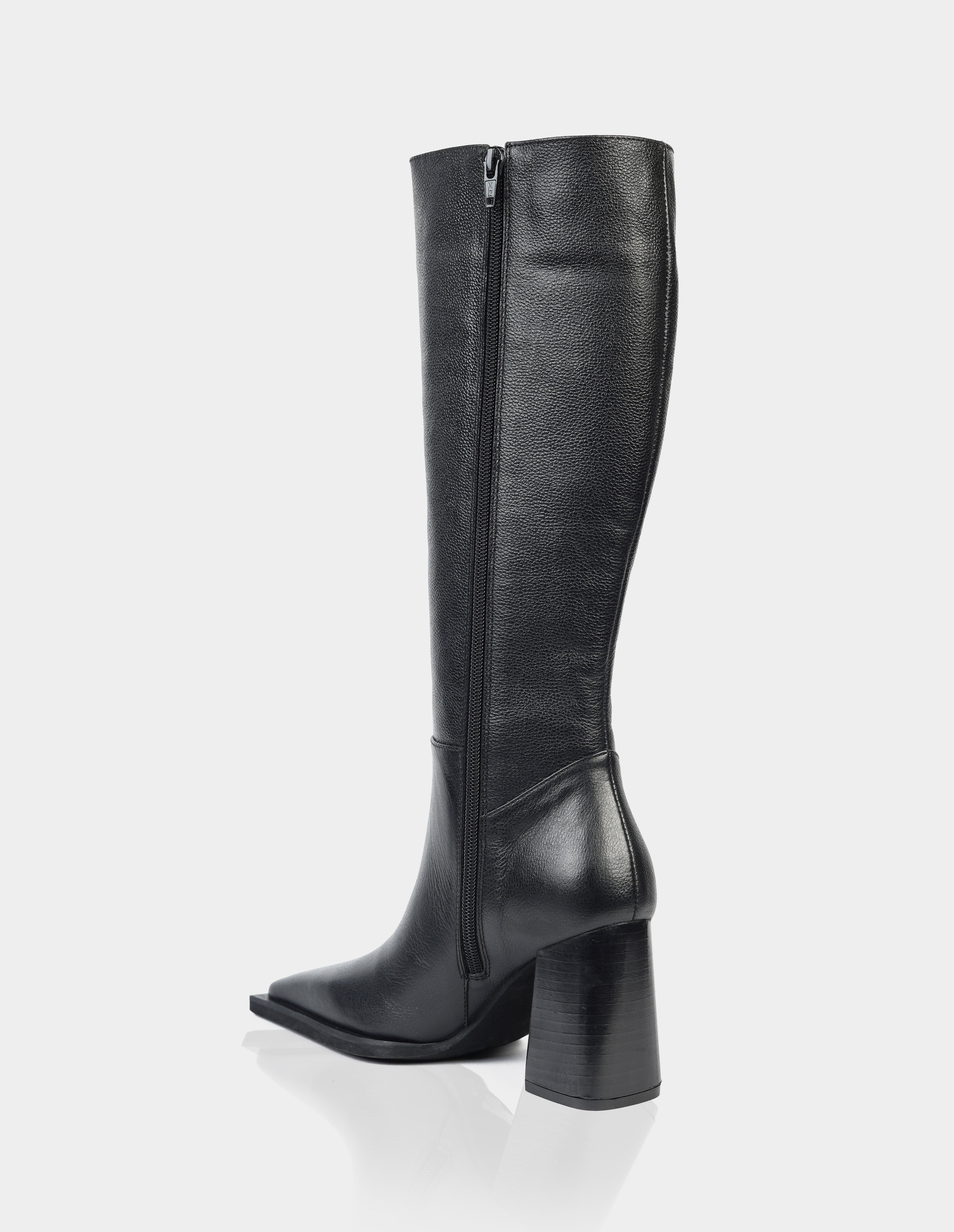 Bota Florencia Cuero Negro