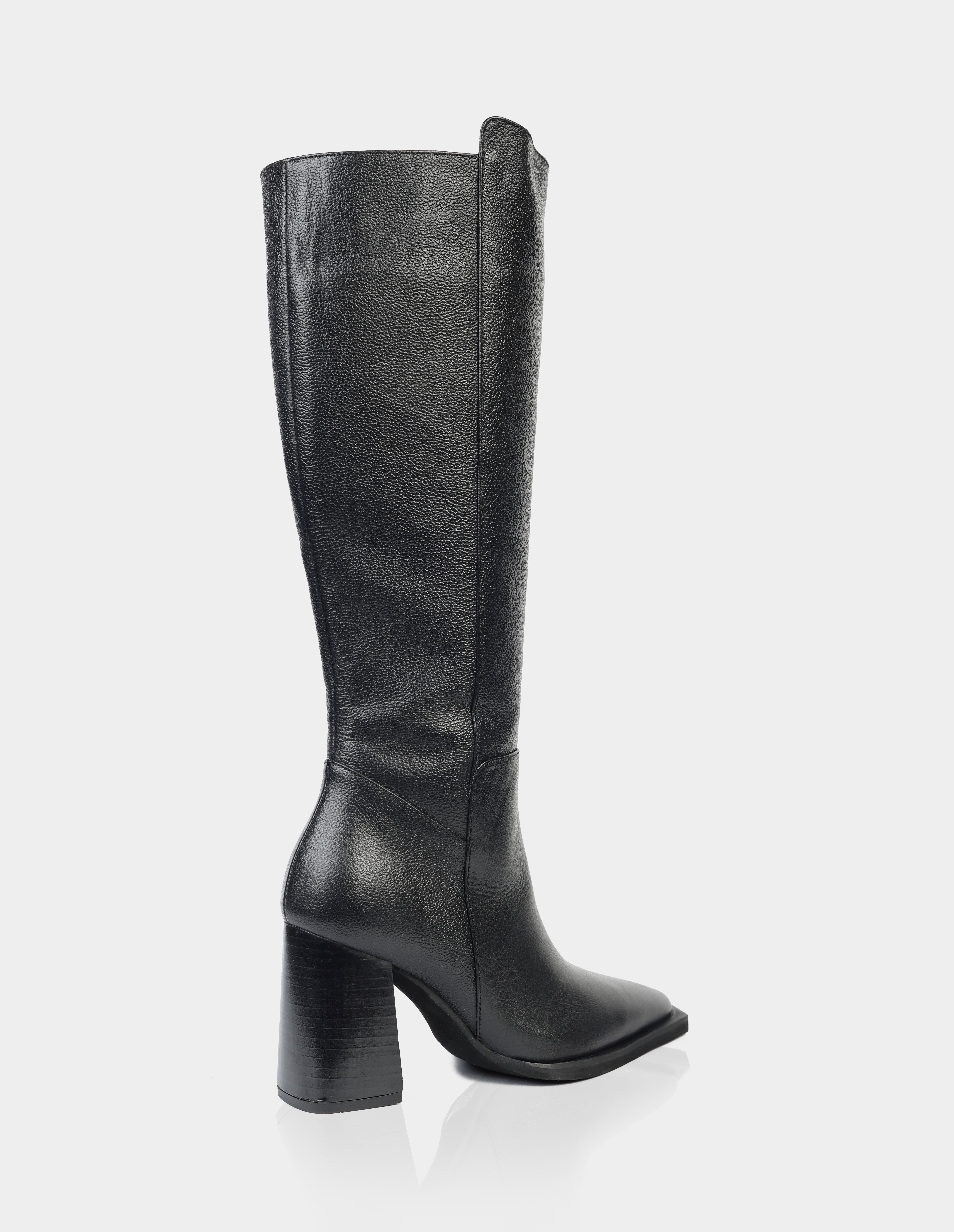 Bota Florencia Cuero Negro