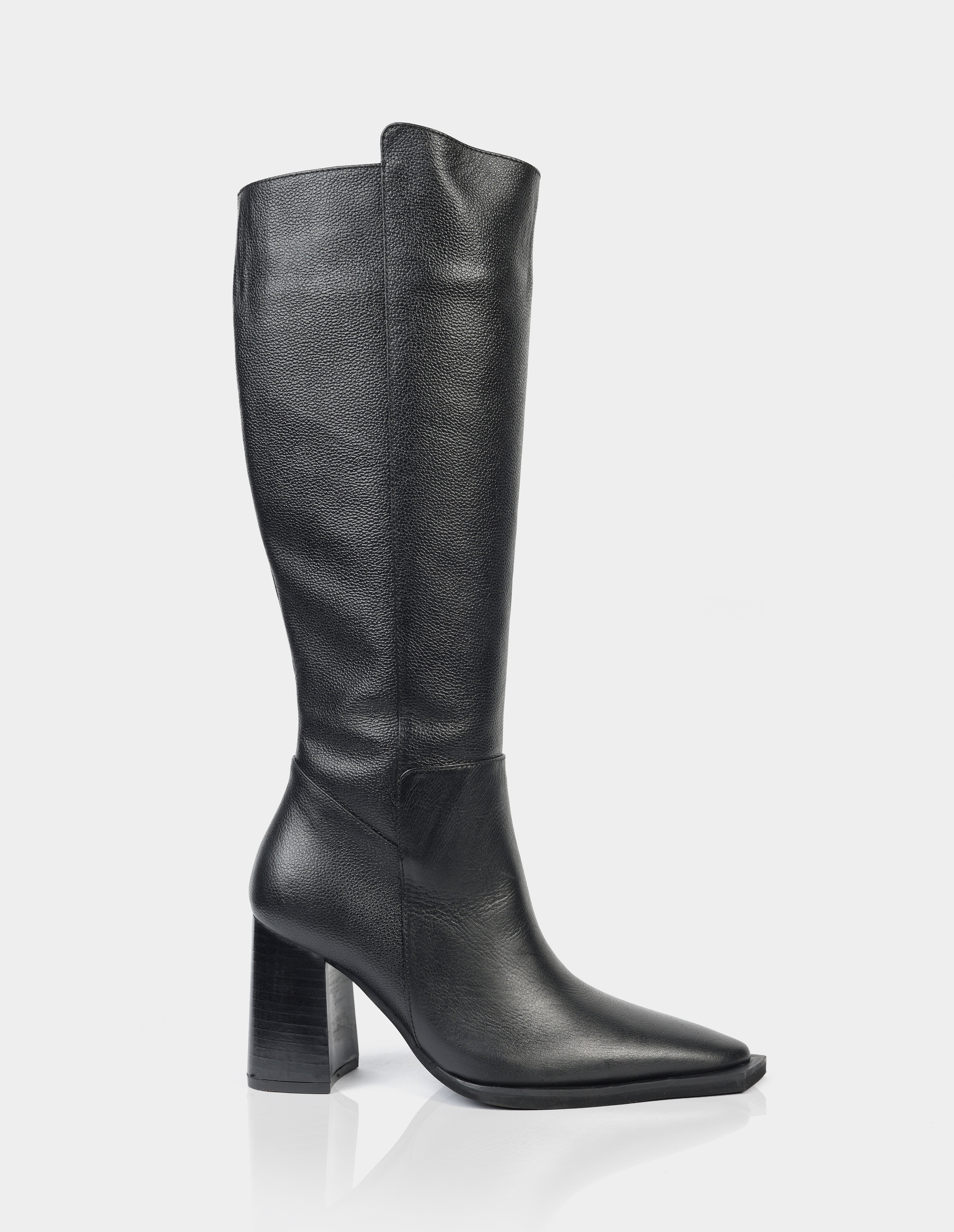 Bota Florencia Cuero Negro