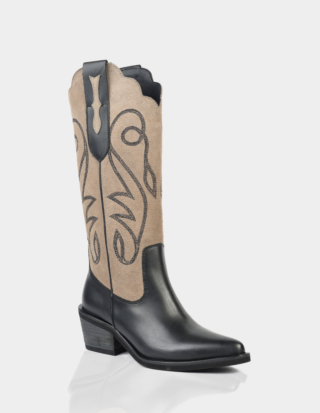 Texana Ikon Negro x Almendra