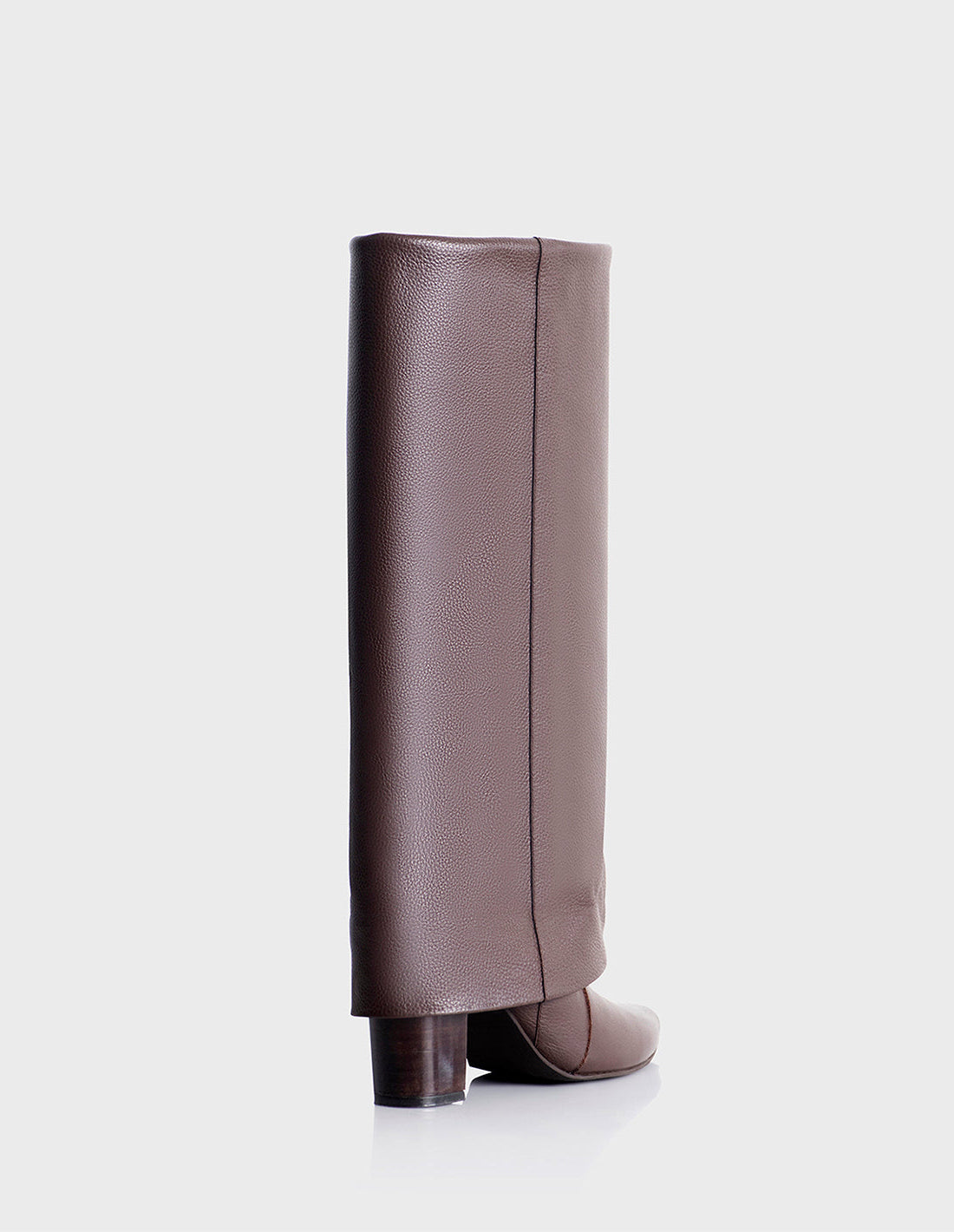 Bota Mikaela Cafe