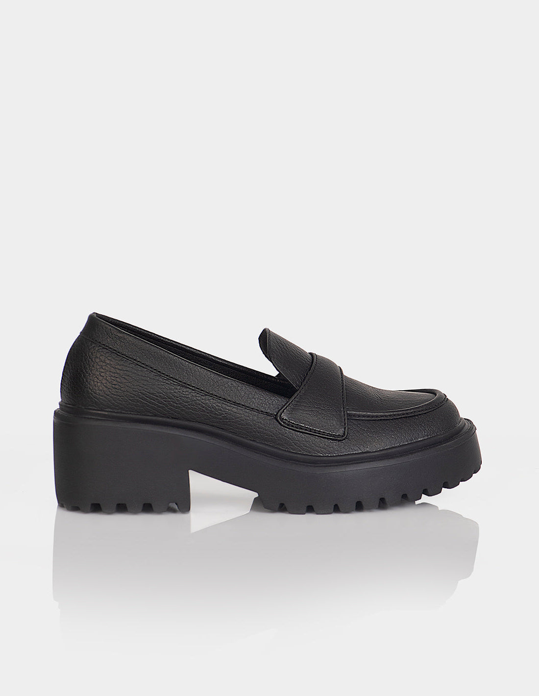 MOCASIN CLEA NAPA NEGRO