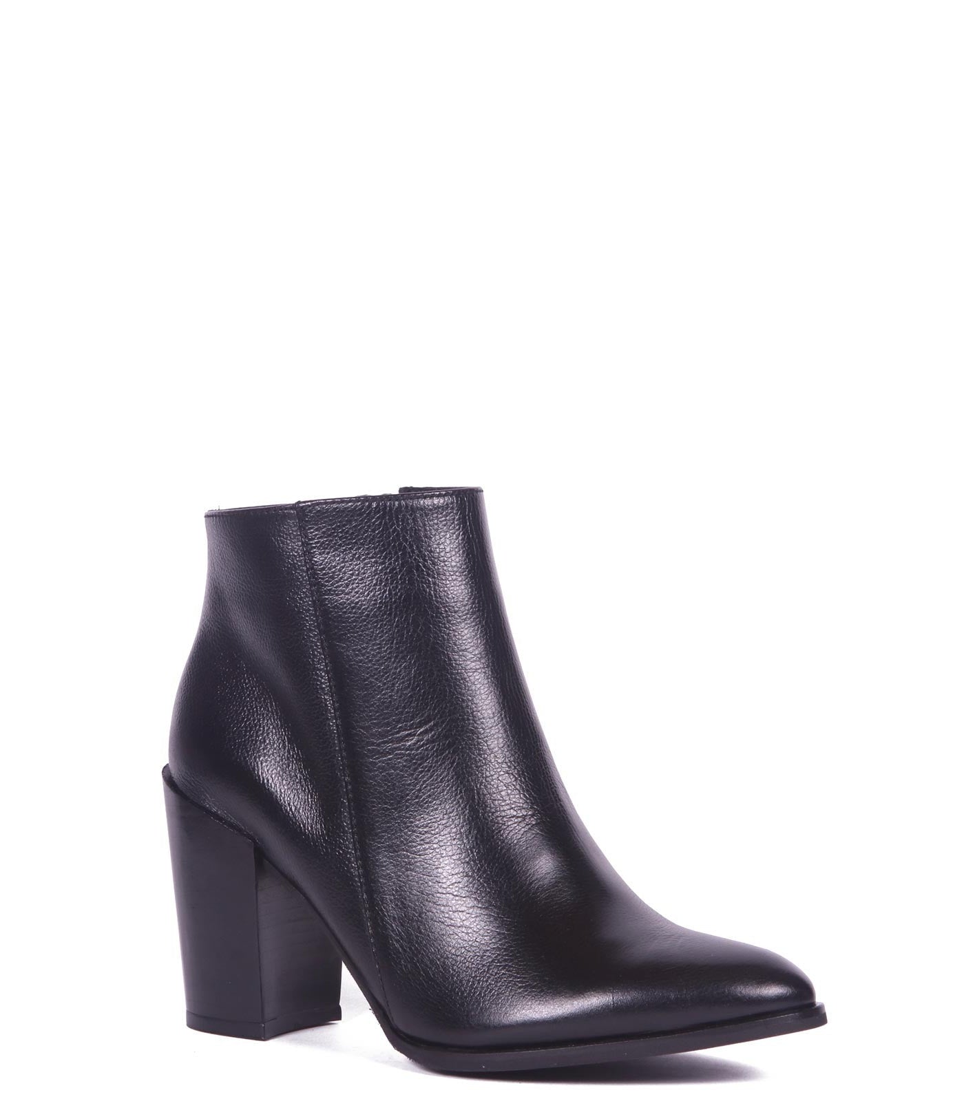 BOTIN RANDY CUERO