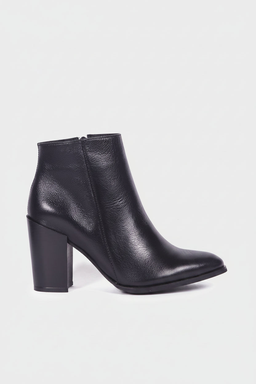 Botin Randy Negro