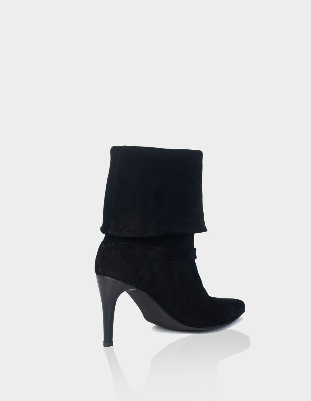 Bota Versatta Cuero Ante Negro