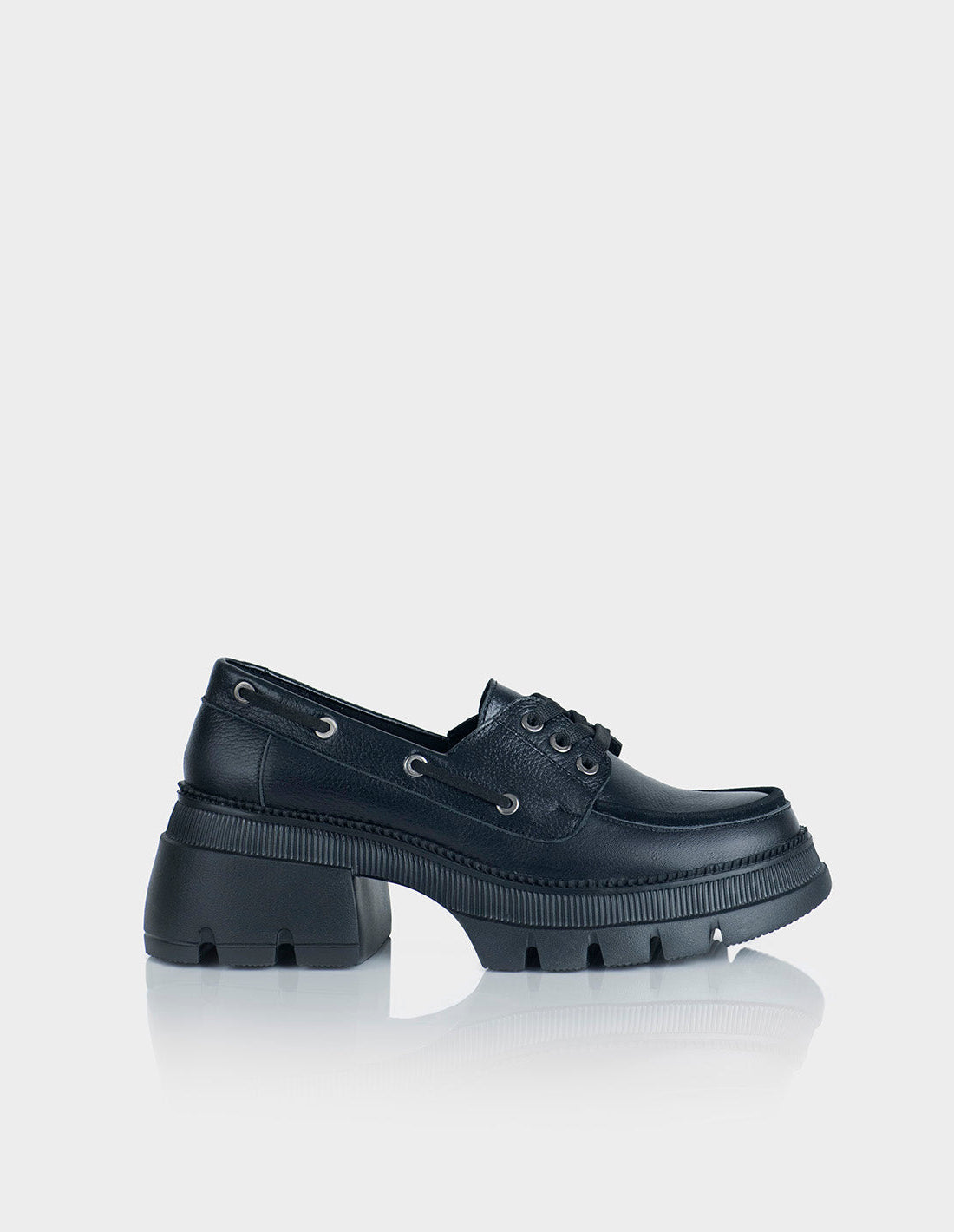 Mocasín Zetta Cuero Negro
