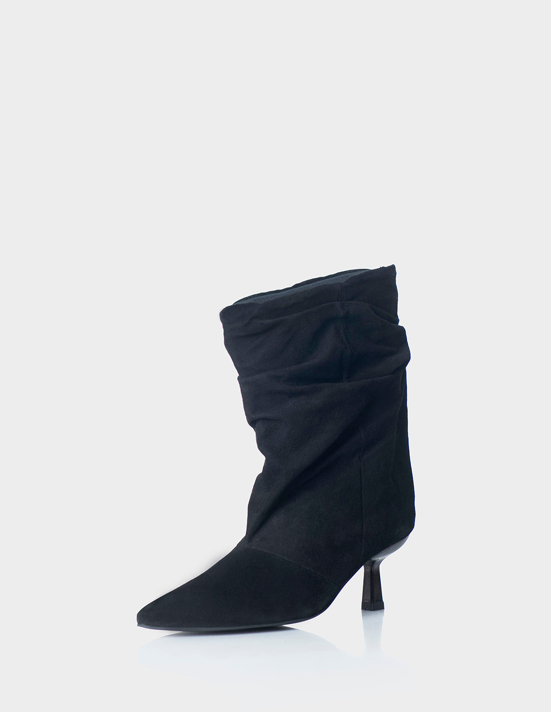 Botin Zelia ante Negro