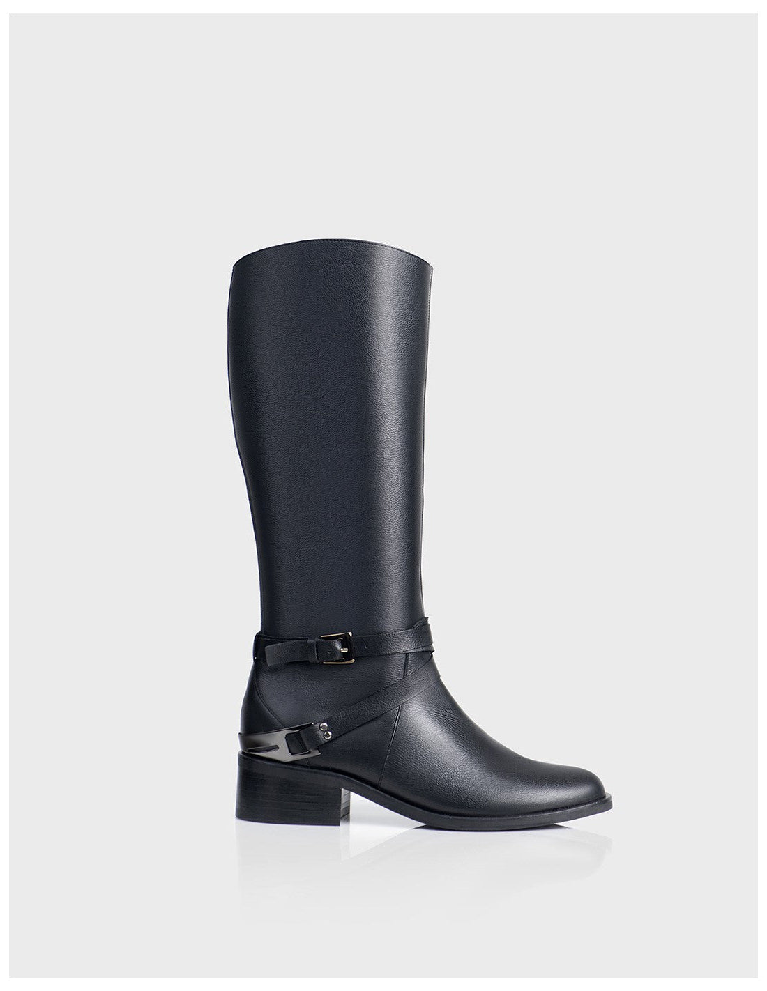 Bota Magna Cuero Negro
