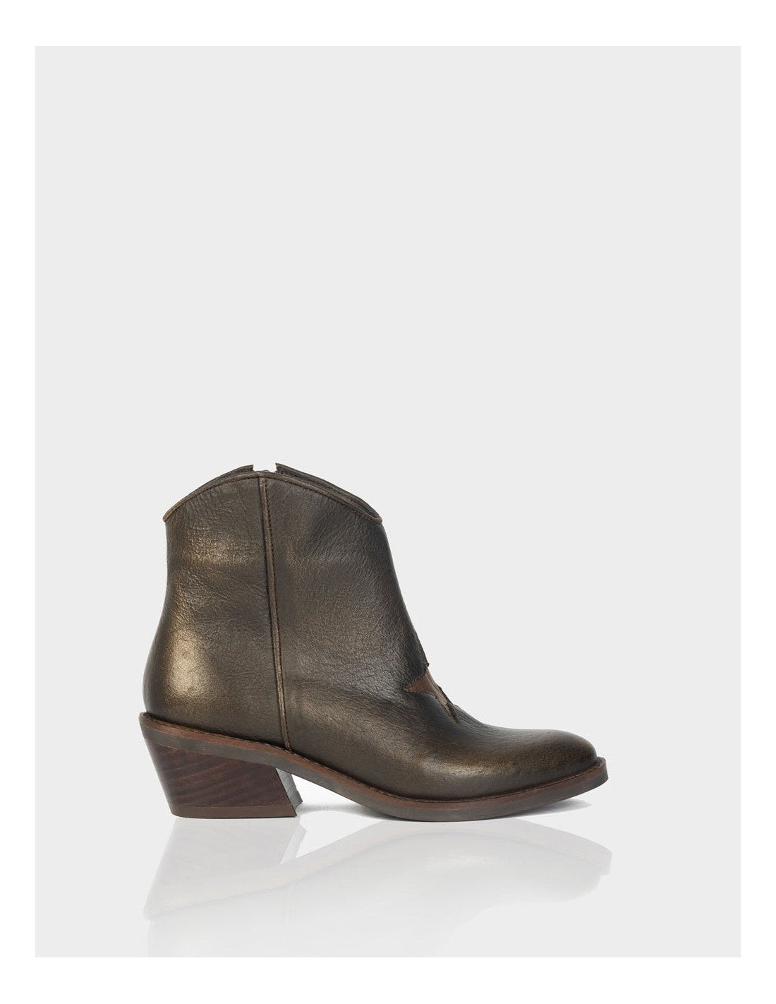 Botin Andromeda Cafe x Bronce