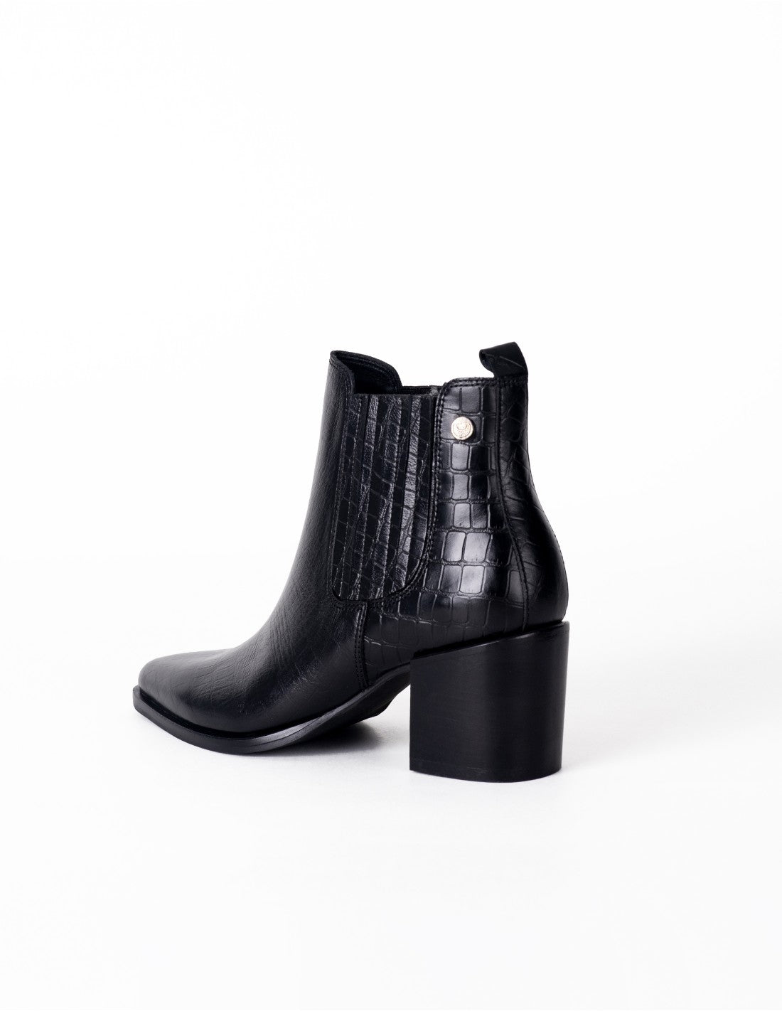 Botin Lisboa en cuero croco negro