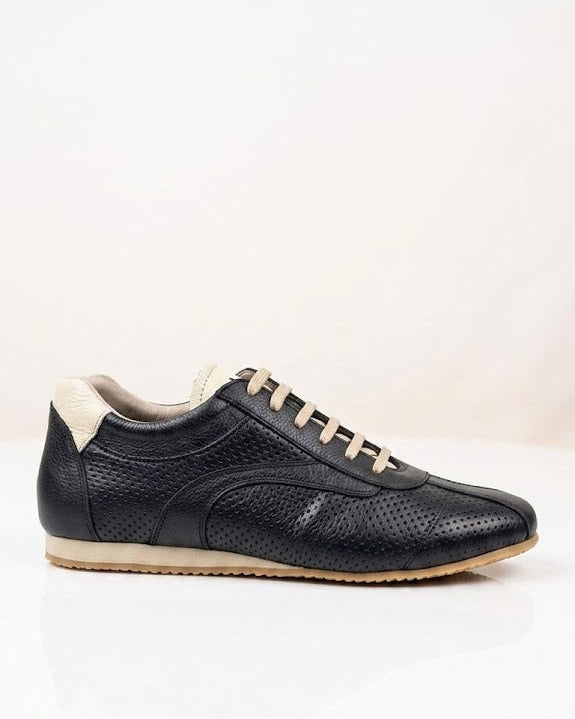 Mina Sneaker Cuero Negro