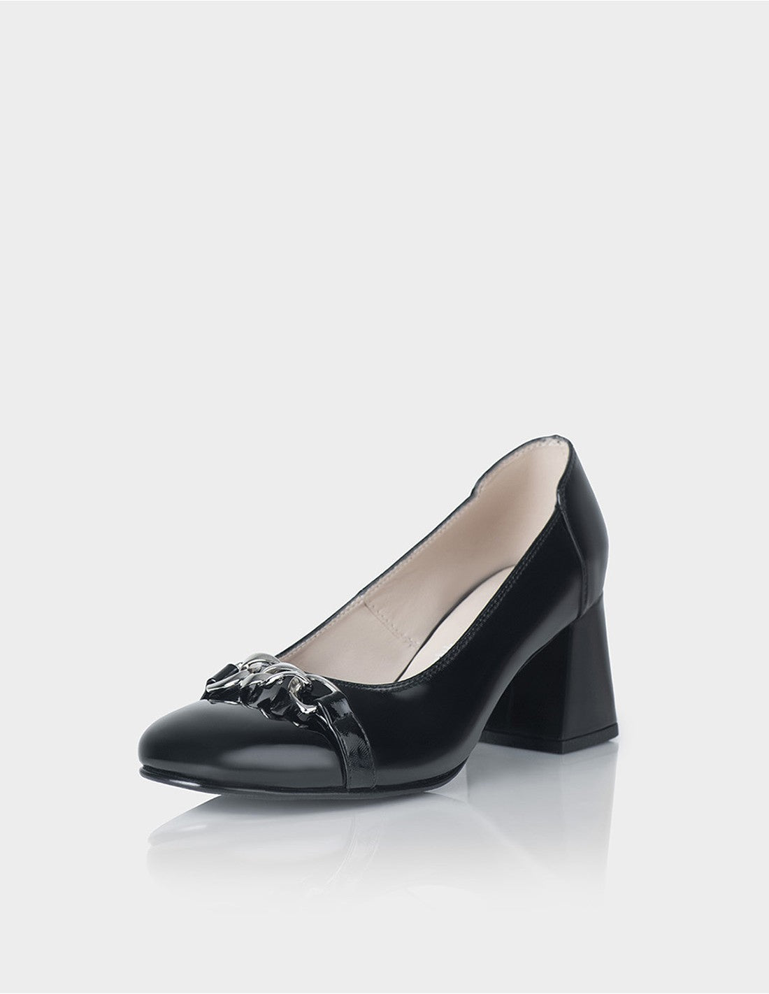Zapato Evora En Cuero Charol Negro